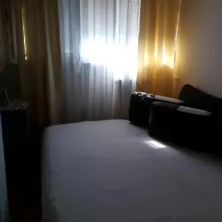 J&e Apartamento *